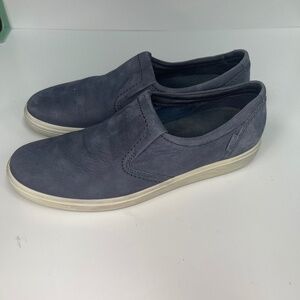 ECCO Navy Leather Slip-On Shoes Women’s Size 10 Blue Comfort Sneakers